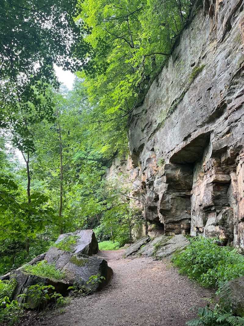 Starved Rock-Inspired: Wildcat Den State Park, Muscatine