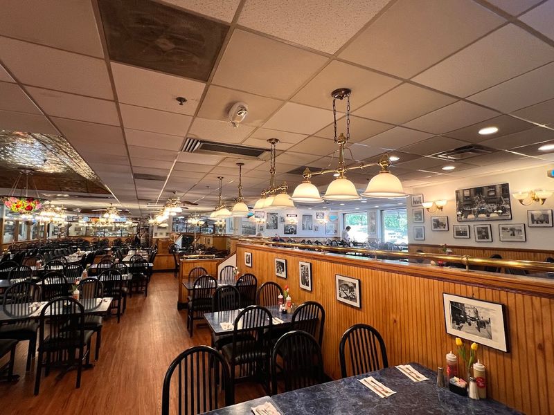Harold's New York Deli