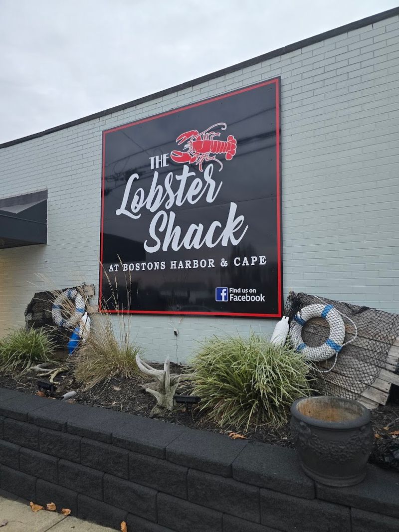 Lobster Shack At Boston's Harbor & Cape