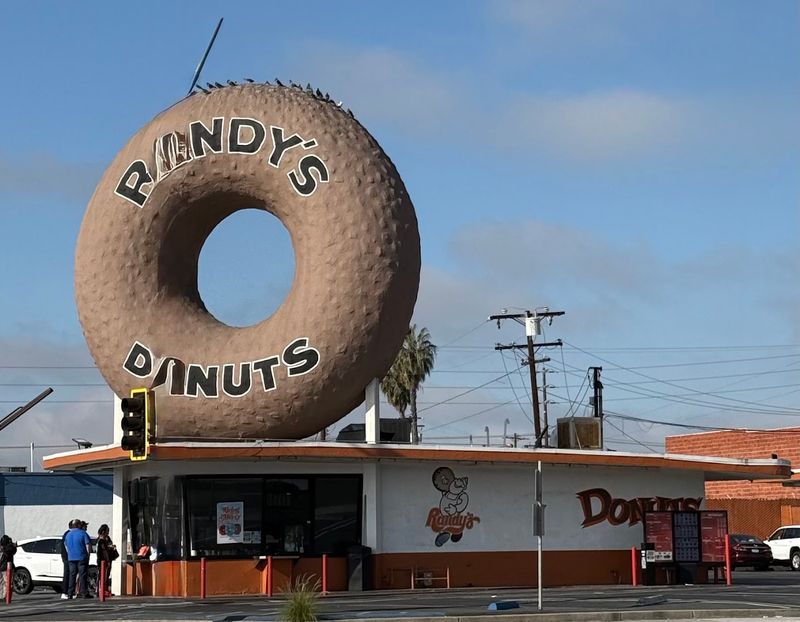Randy's Donuts 