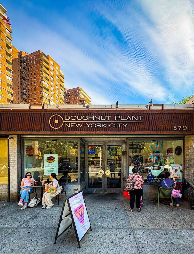 Doughnut Plant 