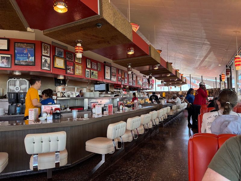 Pann’s Restaurant