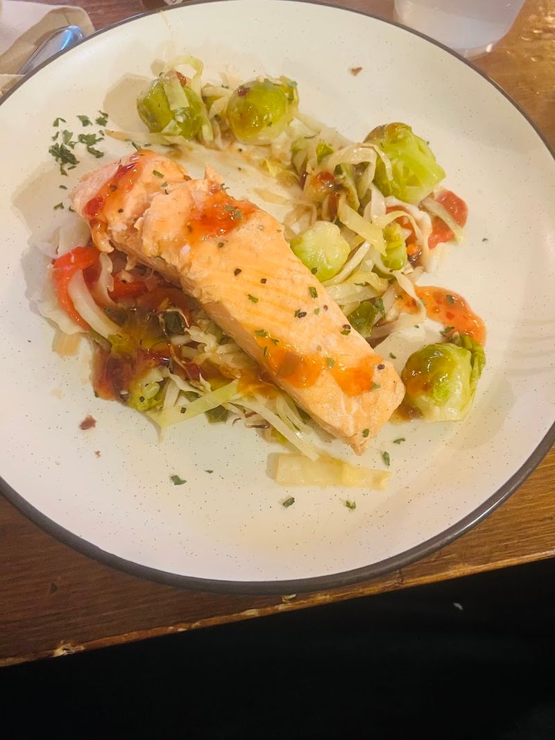 The Cod Plate Knows Exactly Why People Came Hungry