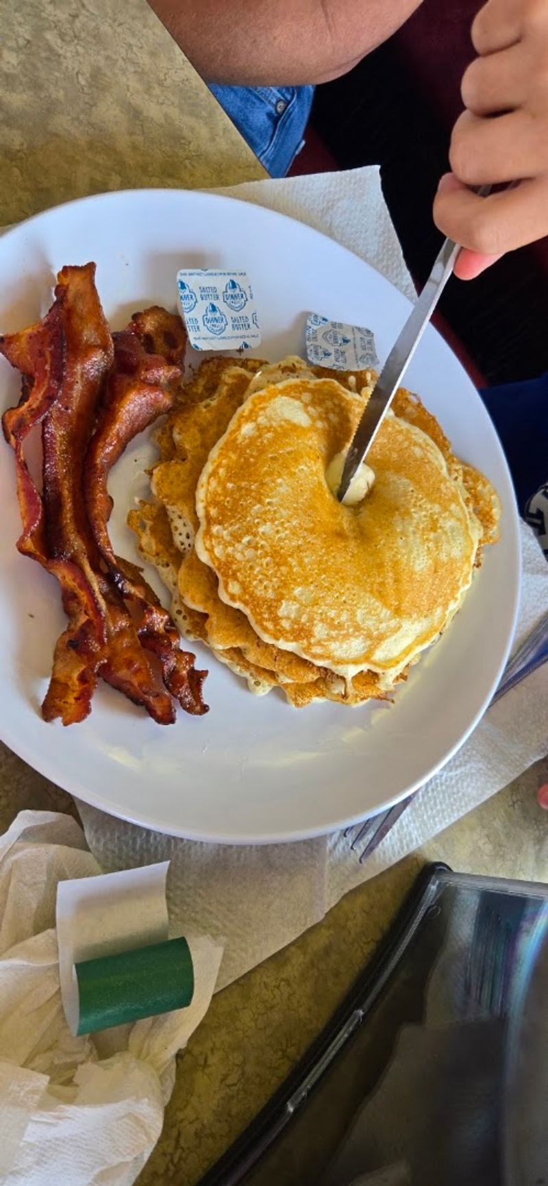 Why This Little Haysville Spot Has Become A Midwest Road Trip Staple