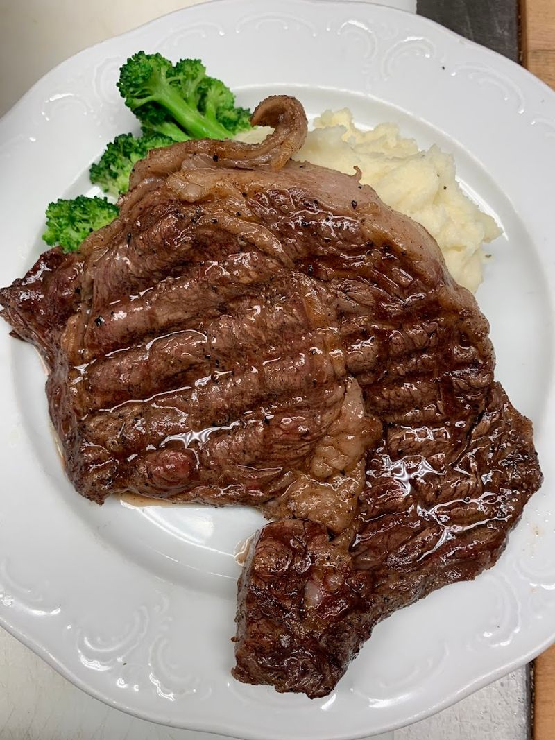 Ribeye That Fits The Setting Perfectly