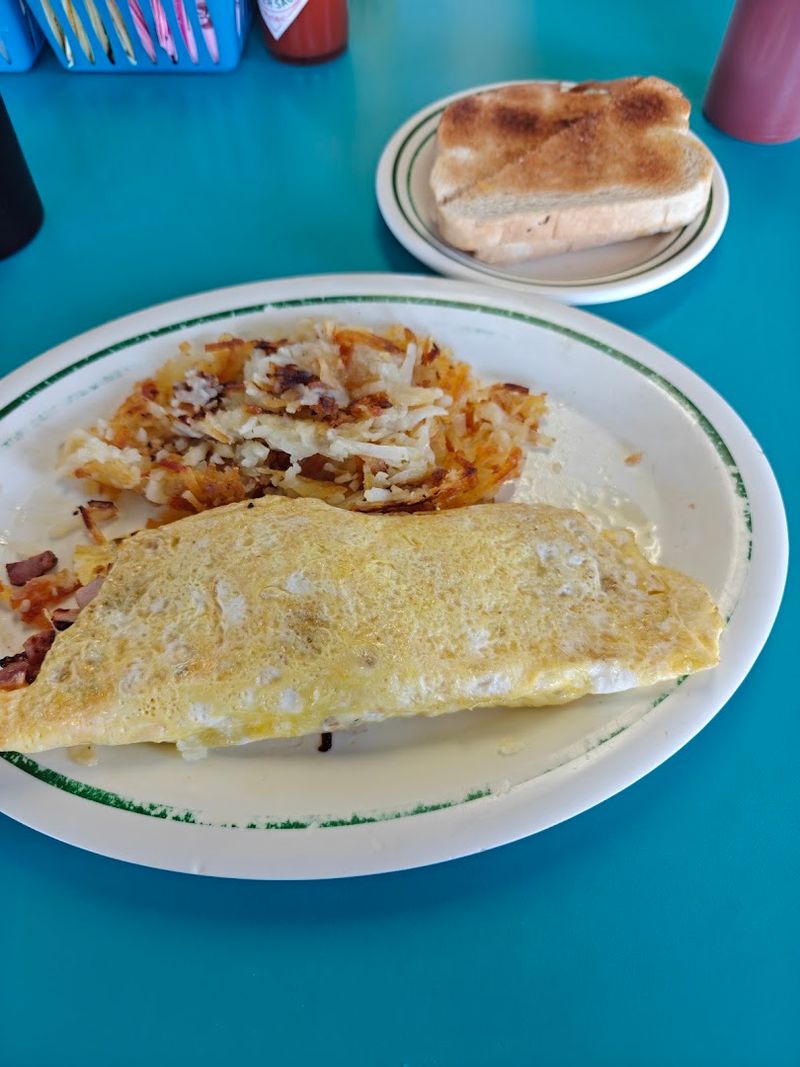 The Giant Omelets Are Absolutely Worth The Hype