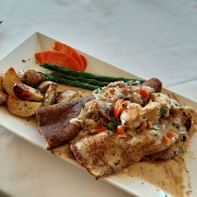 Classic Plates In An Intimate Setting