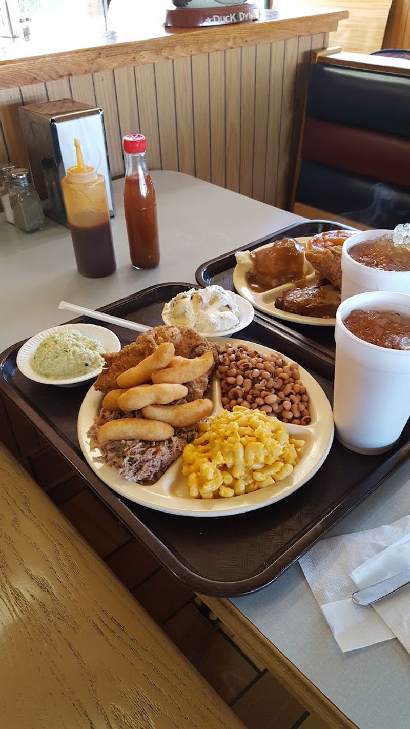 Eastern North Carolina Flavor At The Counter