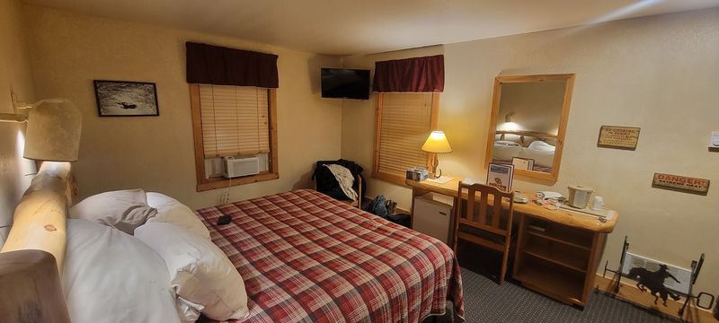 The Hotel Makes “One More Night” Surprisingly Practical