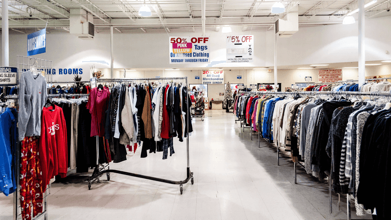 MAJ-R Thrift, Topeka
