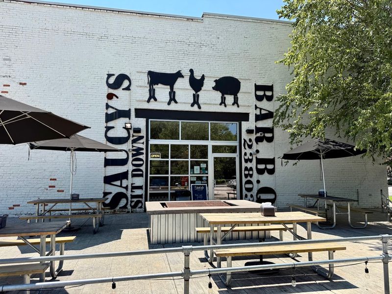 Saucy's Walk-Up Bar.B.Q.