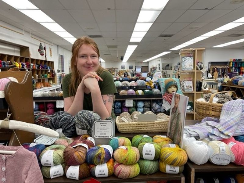 Staff Who Are Genuine Fiber Arts Experts