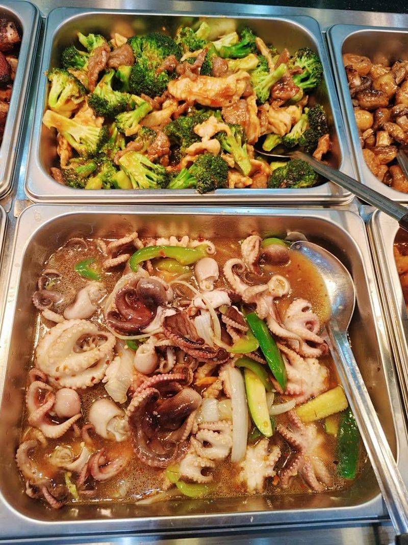 Hot Trays Keep The Choices Coming