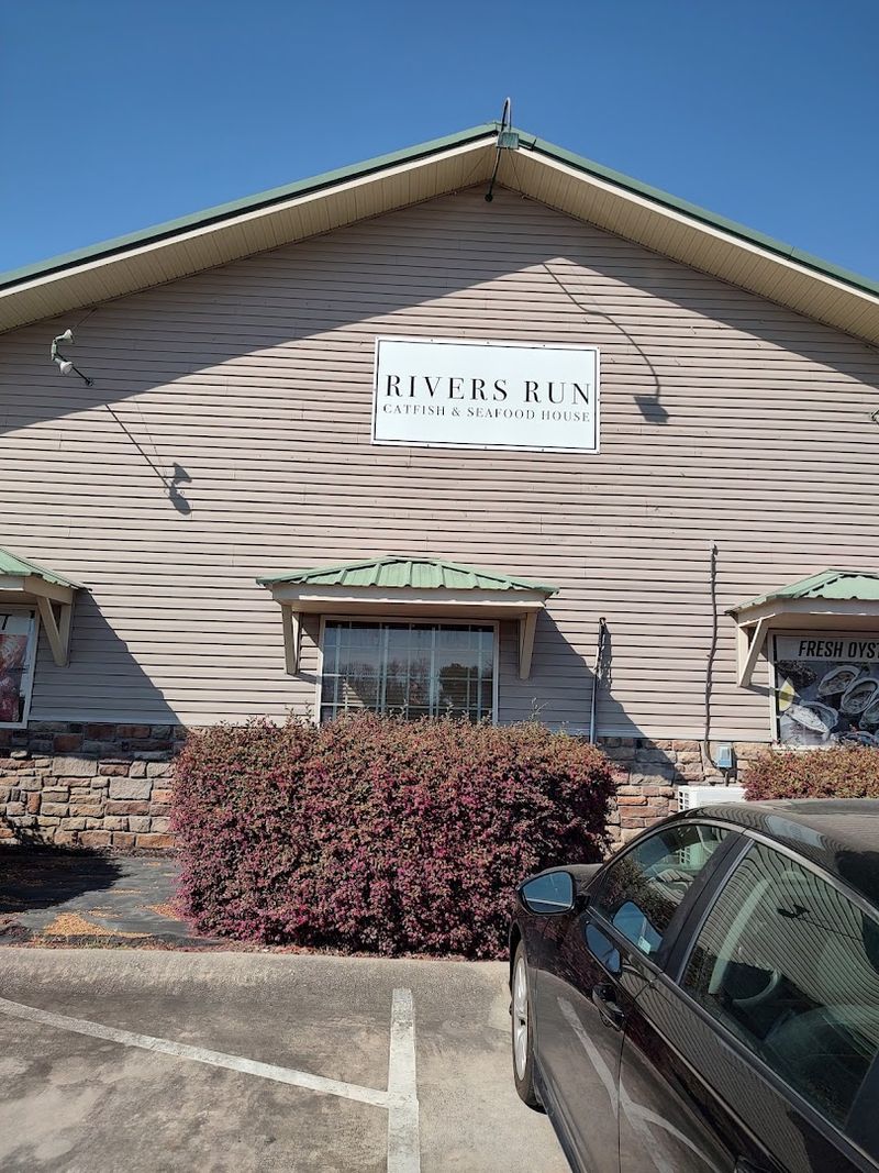 Rivers Run Catfish & Seafood House