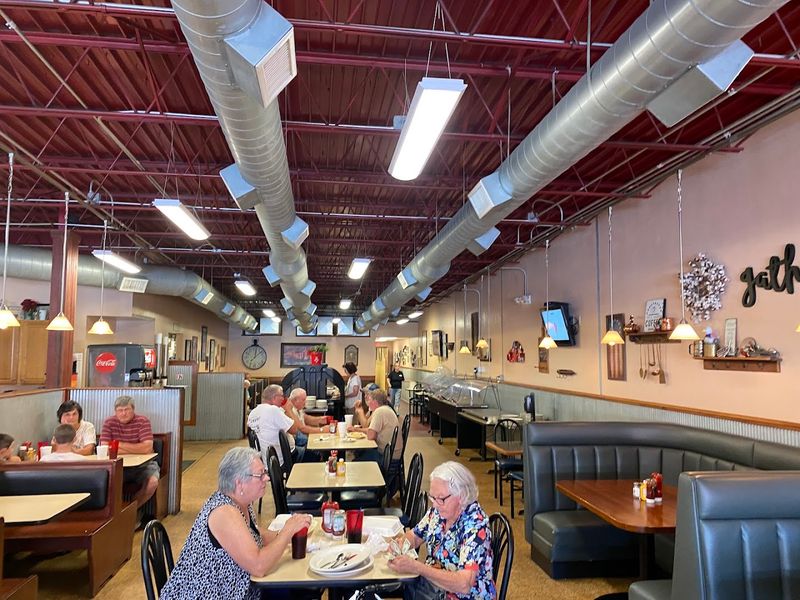 Jeri's Kitchen, 312 N Main St, Kingman, KS 67068