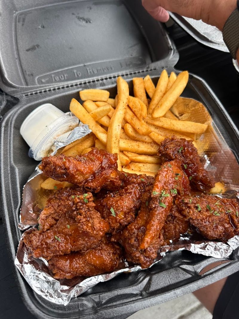 Skeesh Strips And Wings