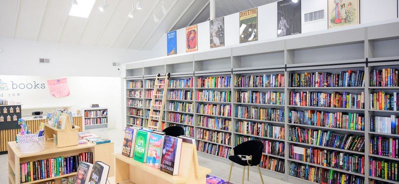 TBR Books & Tea