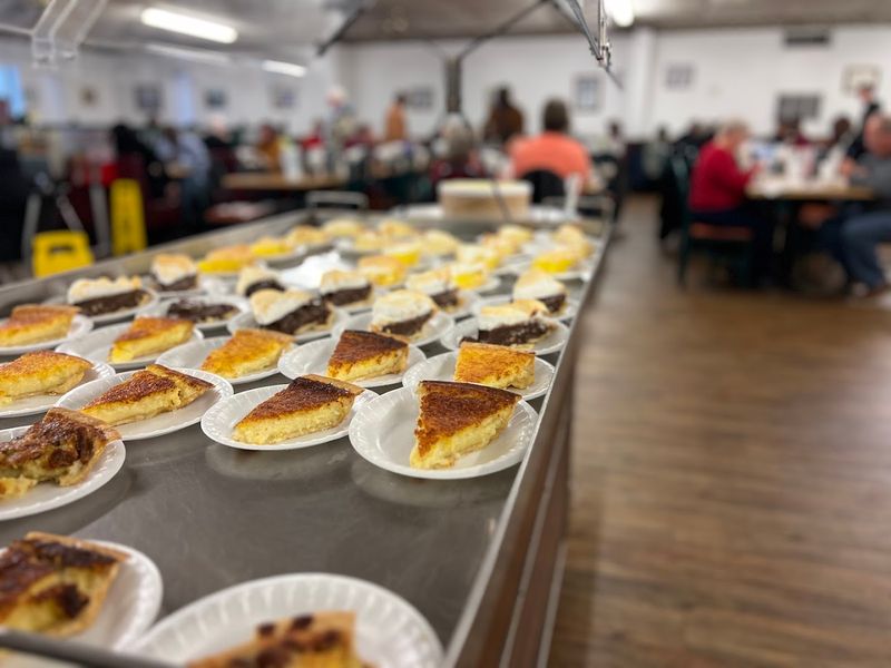 Why Robbins Nest Has Become A Word-Of-Mouth Institution In Selma