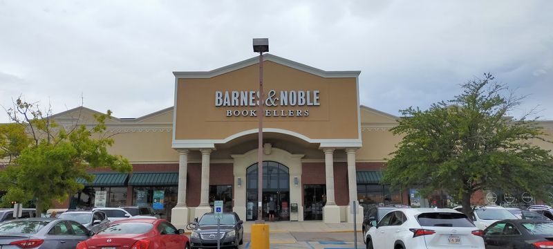 Barnes & Noble – Metairie