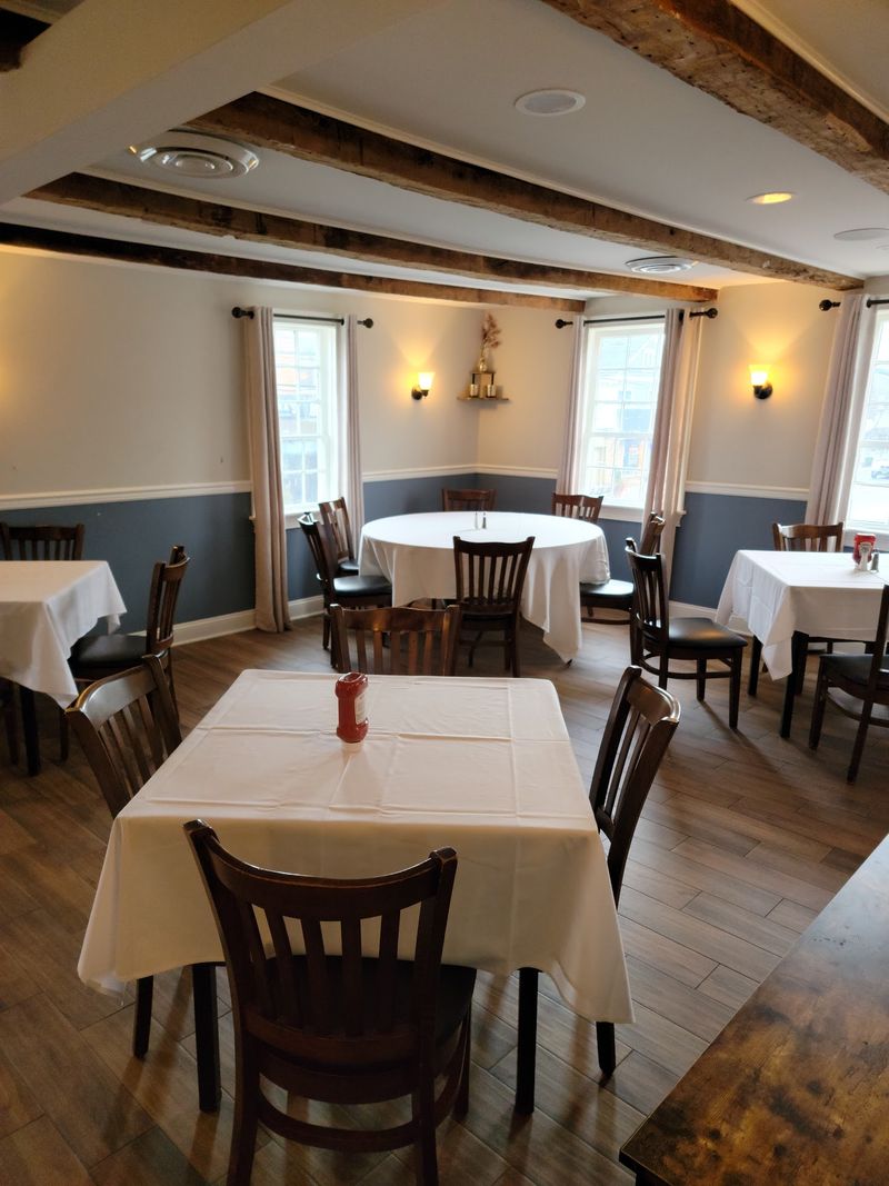 Stage House Tavern