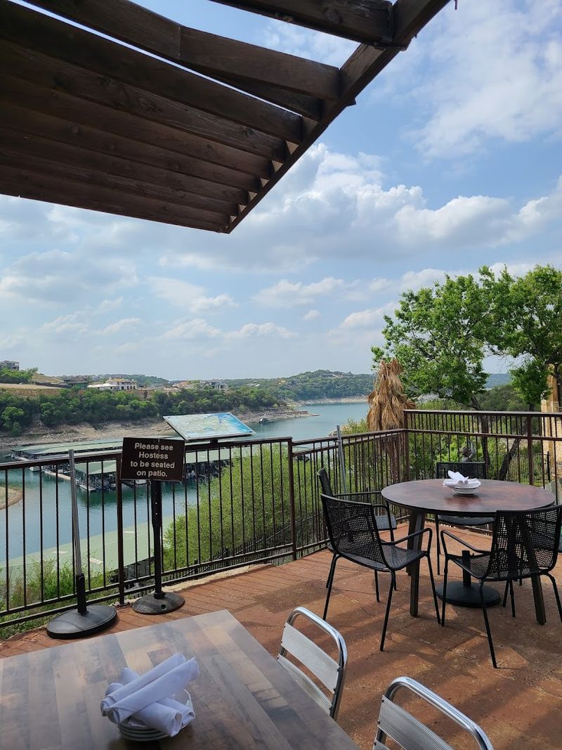 Canyon Grille Rough Hollow