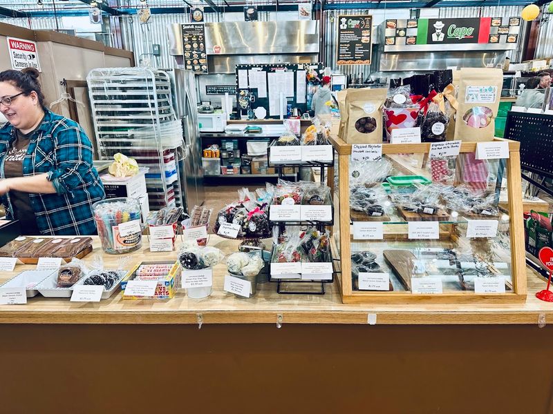 Lori Ann's Candies, Cedar Rapids