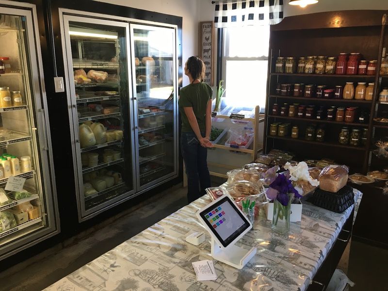 Borntrager Dairy Farm Store, Hutchinson, KS
