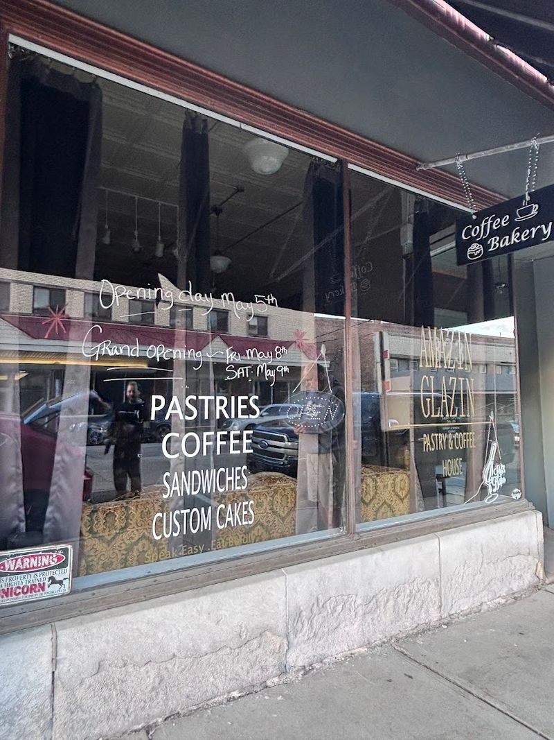 Amazin Glazin Pastry & Coffee House