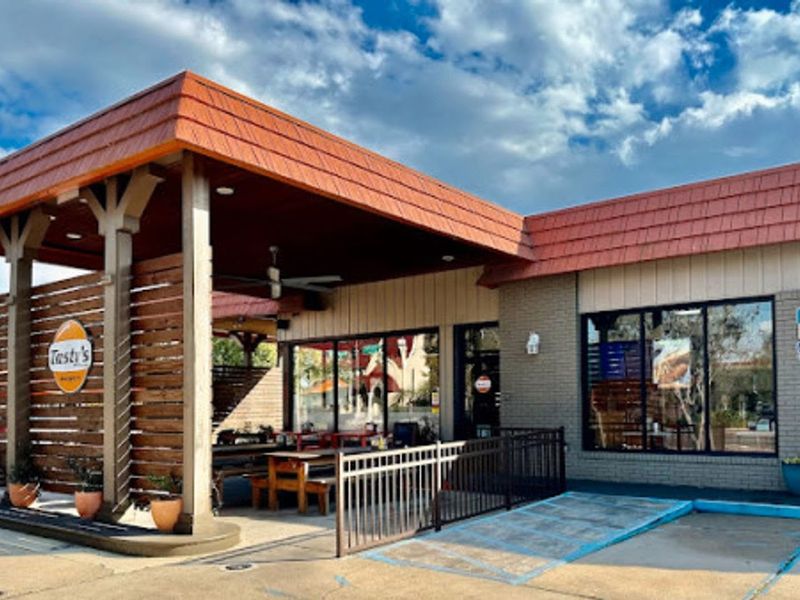Tasty's Fresh Burgers
