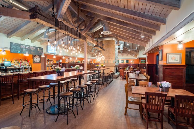 The Field Burger And Tap