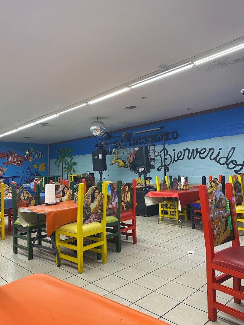 Mariscos El Tucanazo Restaurant