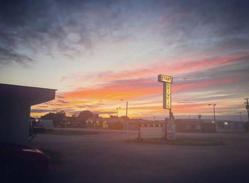 Stan's Drive-In, Osage