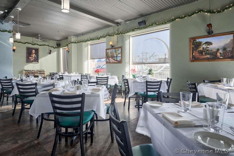 Napoli's Italian Restaurant