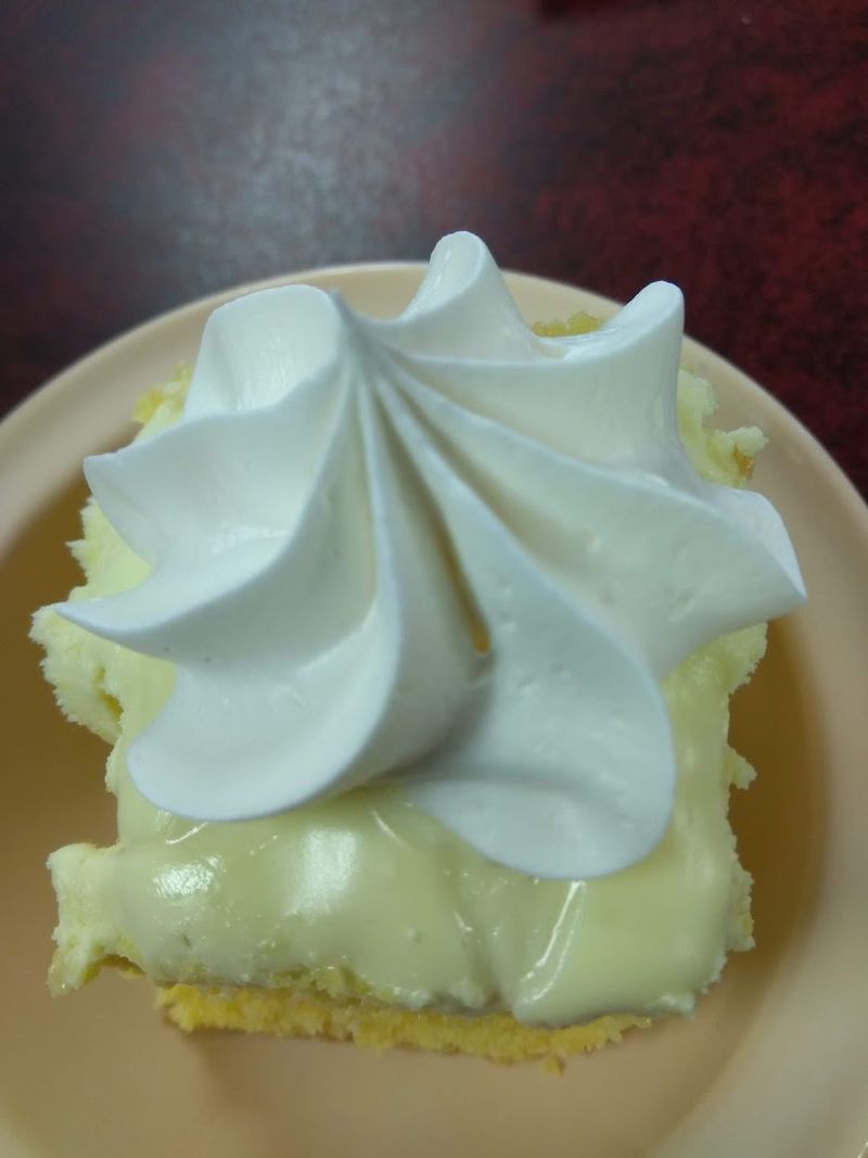 Banana Pudding And Coconut Pie Finish Things Properly