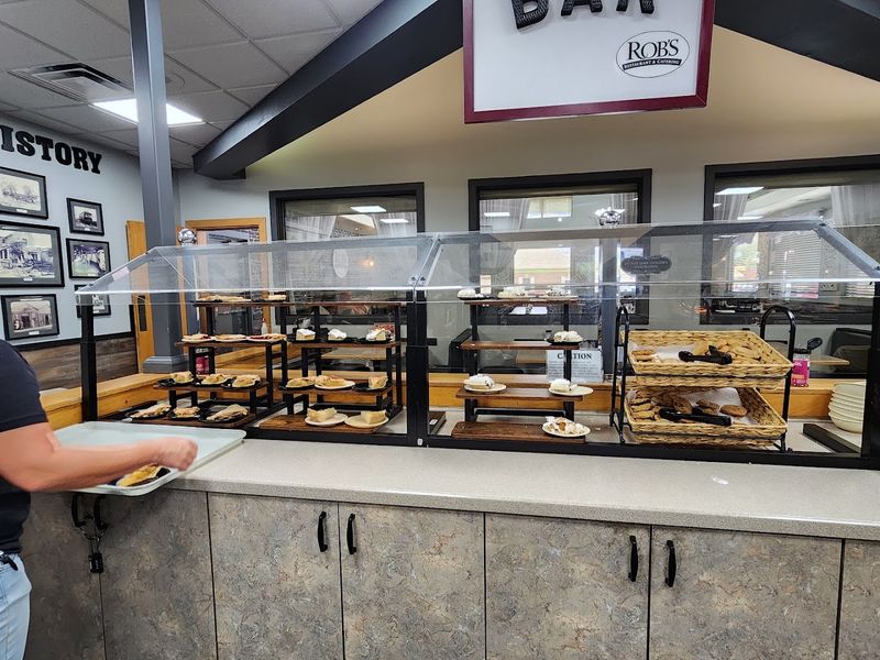 The To-Go Buffet Lets You Build Dinner Your Way