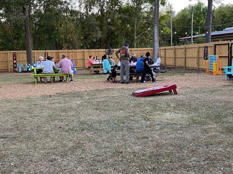 The Outdoor Space Gives The Meal Room To Breathe