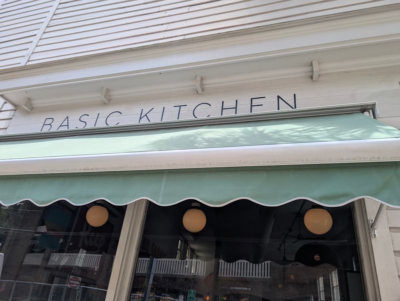Basic Kitchen