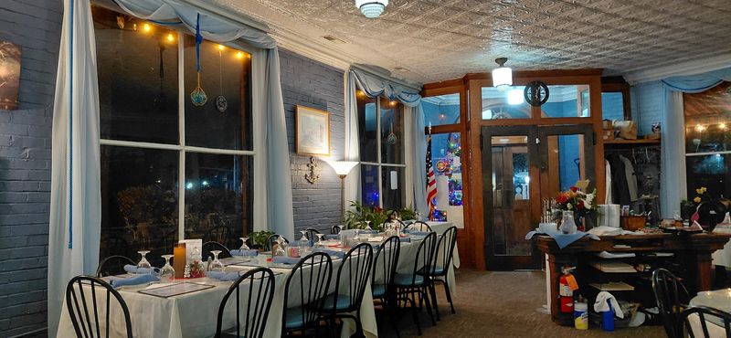 Levee House Bistro
