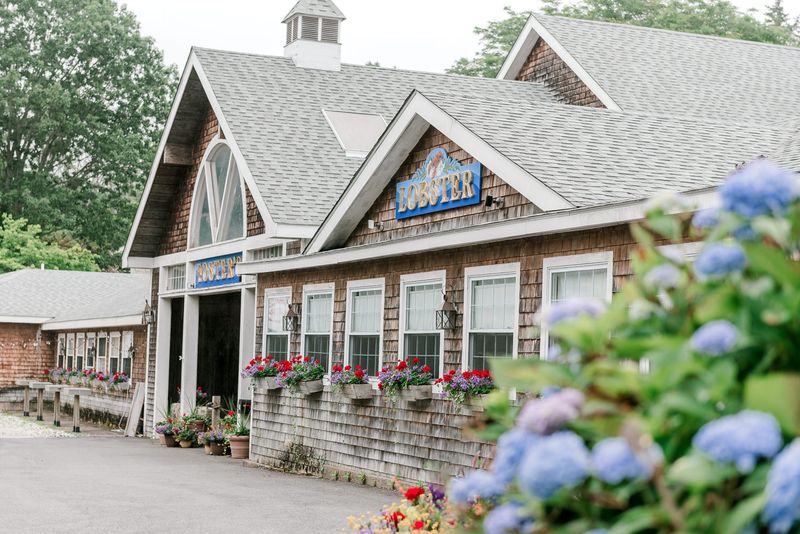 Foster’s Clambakes And Catering