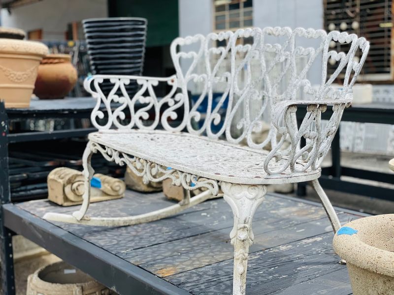 Garden Accents That Transform Outdoor Spaces