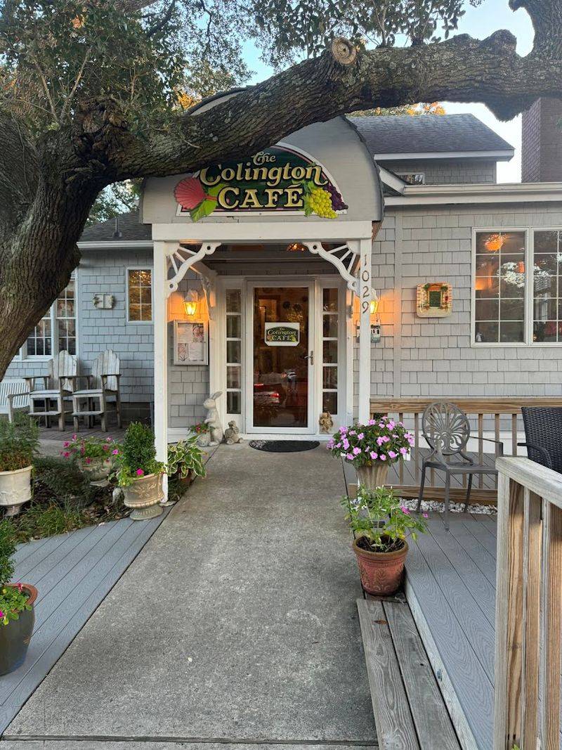 The Colington Cafe