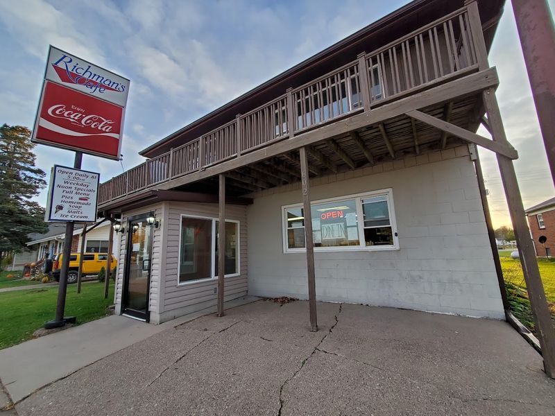 Richman's Cafe, Bellevue