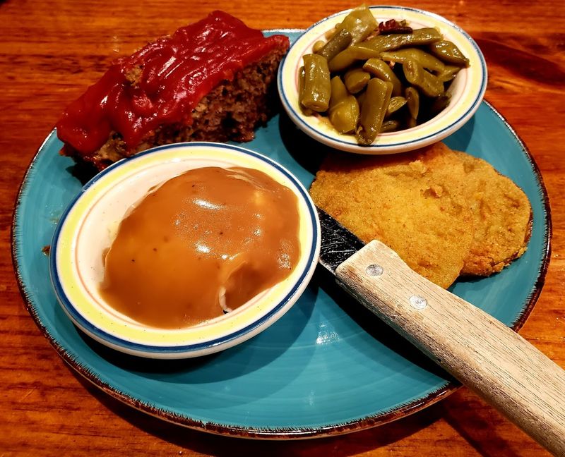 Why The Sides Give The Plate Its Rhythm