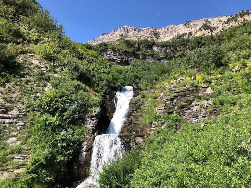 Trail Conditions and Seasonal Timing: When to Go and What to Expect