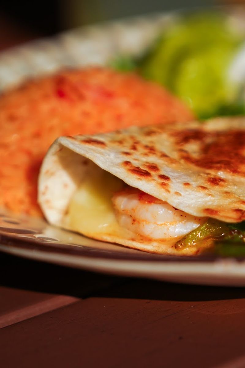 Burritos And Enchiladas Keep Comfort Simple