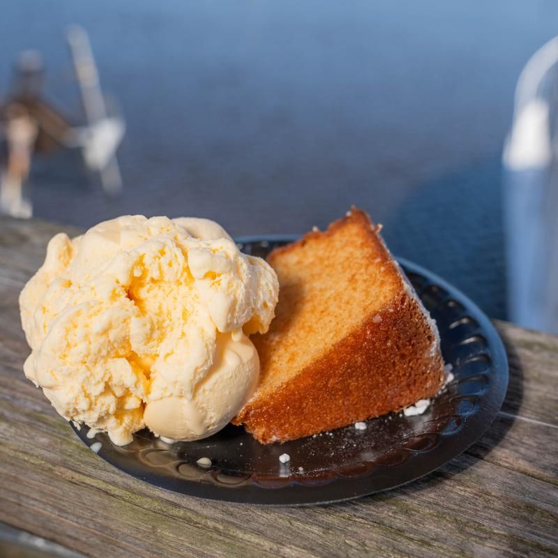 Grilled Pound Cake Is The The Dessert Nobody Expects