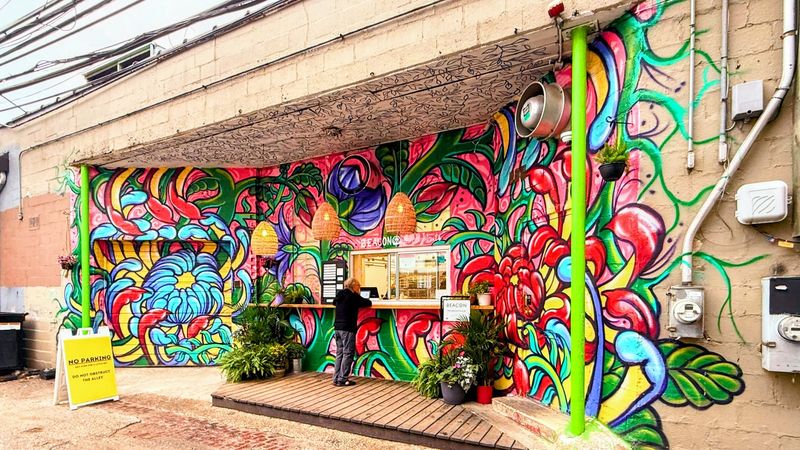 Beacon Doughnuts 