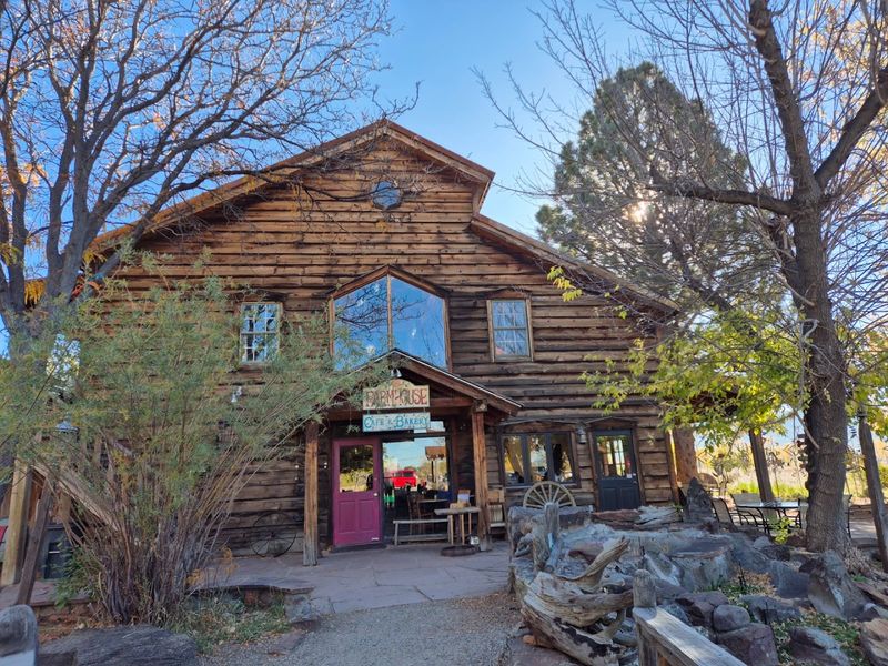 Farmhouse Cafe & Bakery, El Prado