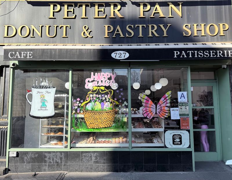 Peter Pan Donut & Pastry Shop 