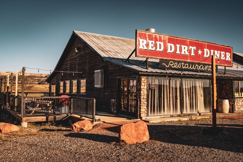 Red Dirt Diner, Hatch